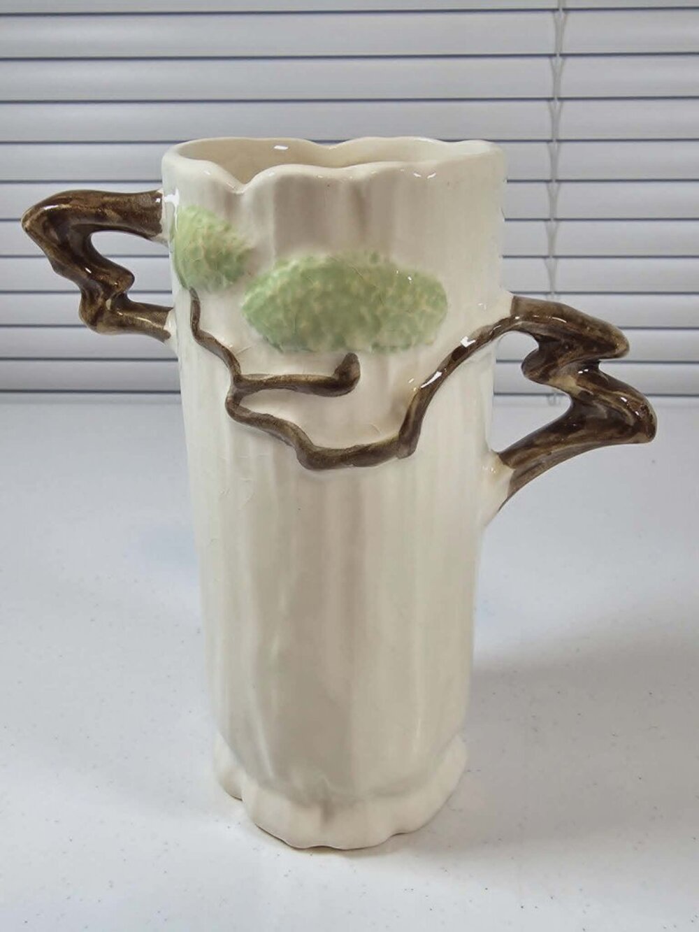 ROSEVILLE USA MING TREE VASE WHITE POTTERY ART VINTAGE MCM 1949 581-6"
